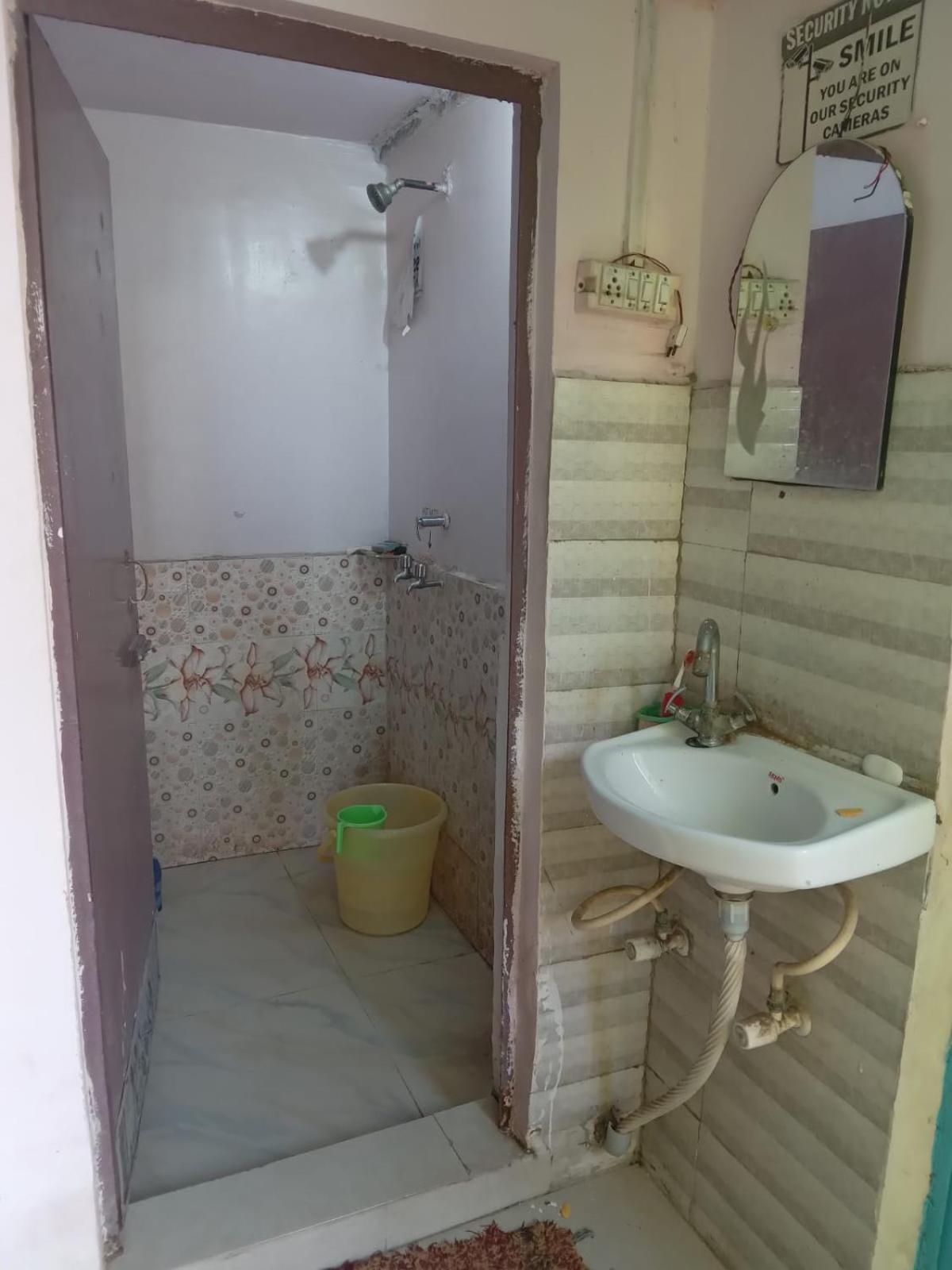 Superinn Home Stay& Guest House アーグラ エクステリア 写真